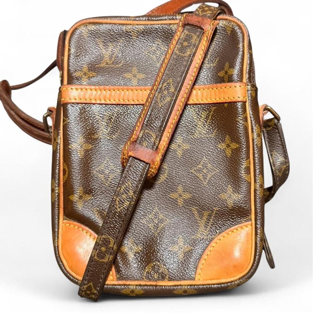 Louis Vuitton Danube PM Monogram Crossbody Bag Vintage 2001 France LV